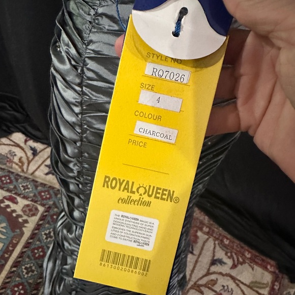 Elegant Strapless Gray Dress - Picture 7 of 10